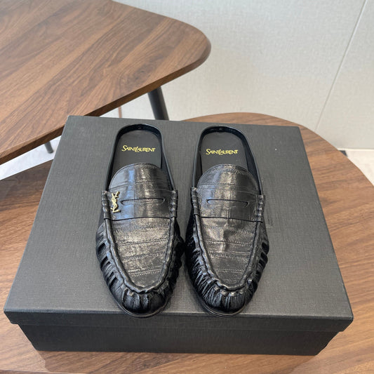 YSL 26S LOAFER MULES IN BLACK CALFSKIN