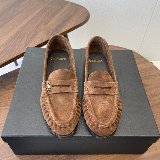 YSL 26S LOAFER IN BROWN SUEDE
