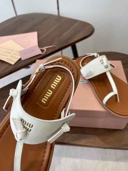MIUMIU 26S FLIP FLOPS IN WHITE AND TAN BROWN CALFSKIN