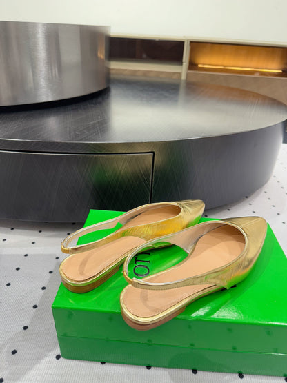 BOTTEGA VENETA 26S SLINGBACK FLATS IN GOLD CALFSKIN