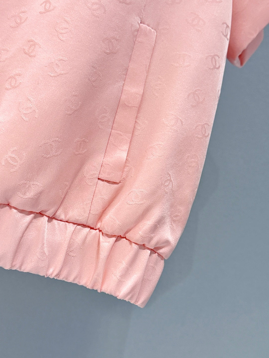 CHANEL 26S SHORT-SLEEVE JACKET 892