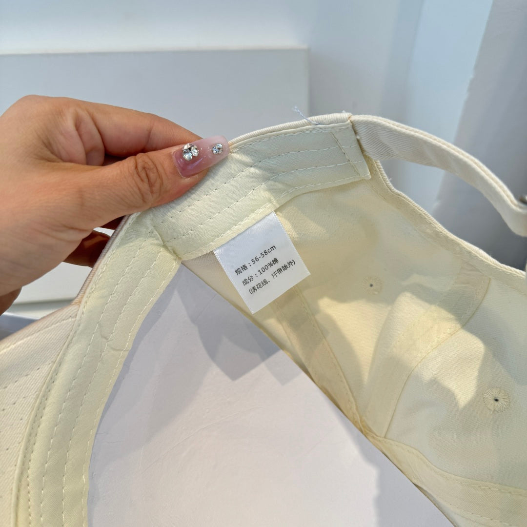 CELINE 26S BASEBALL CAP STYLE 86