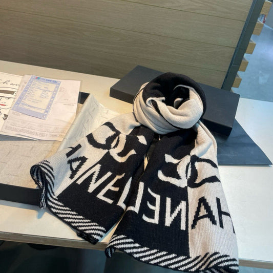 CHANEL 25S SCARF 180 IN CASHMERE 932415