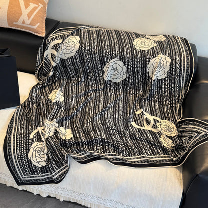 CHANEL 25S SCARF 140 IN CASHMERE 989890