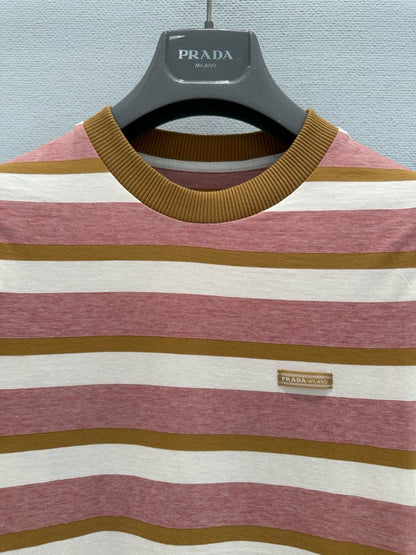 PRADA 26S SHORT SLEEVED T-SHIRT 750