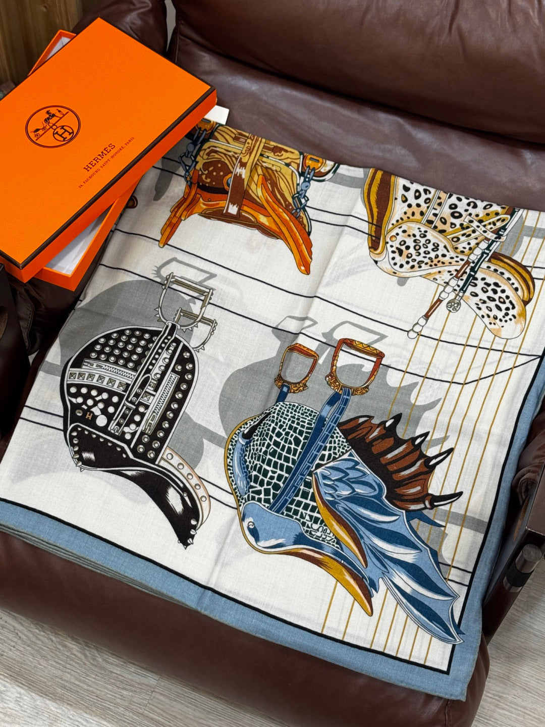HERMES 25S SCARF 140 IN SILK CASHMERE 989488