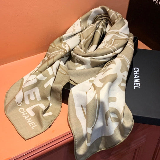 CHANEL 25S SCARF 135 IN CASHMERE 991696