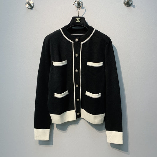 CHANEL 26S CARDIGAN JACKET 672