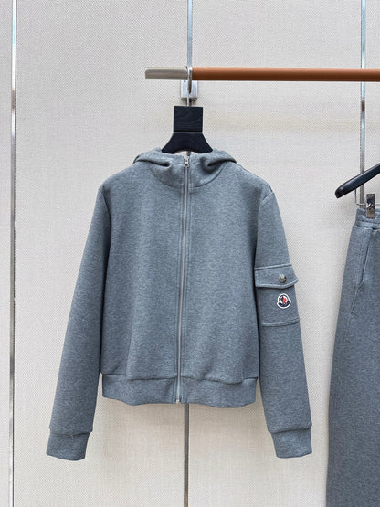 MONCLER 26S JACKET AND SWEATPANTS SET 495