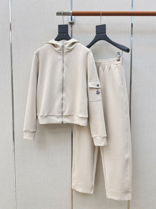 MONCLER 26S JACKET AND SWEATPANTS SET 494