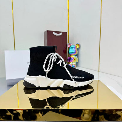 BALENCIAGA 25S SPEED 2.0 LACE-UP SNEAKERS IN BLACK KNITTED STYLE 2