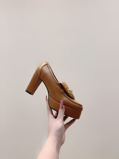 CHANEL 25S HIGH-HEELED MOCCASINS 80MM IN CARAMEL CALFSKIN GOLD HARDWARE