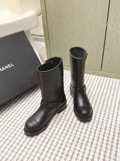 CHANEL 25S CALF-HIGH CHELSEA BOOTS IN BLACK CALFSKIN GOLD HARDWARE