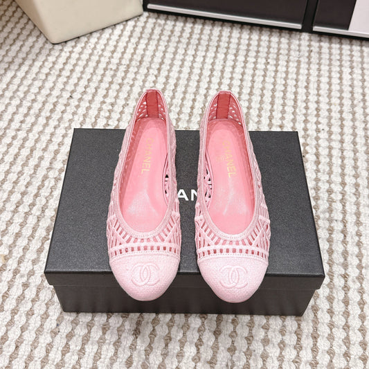 CHANEL 26S BALLET FLATS IN LIGHT PINK MESH AND FABRIC