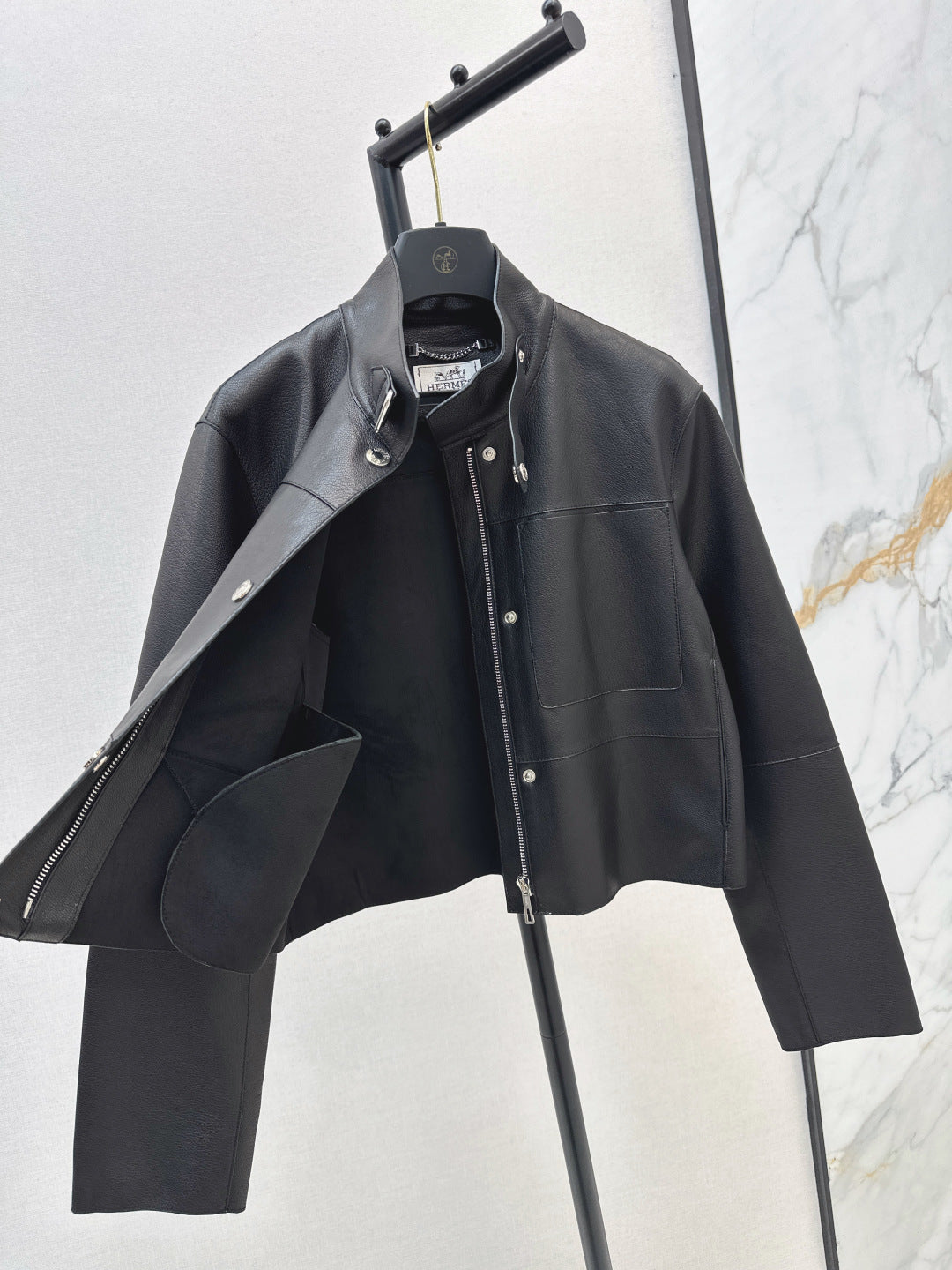 HERMES 25S STAND-COLLAR LEATHER JACKET 454