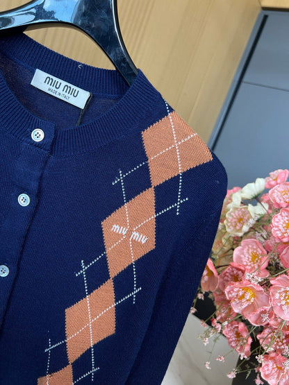 MIUMIU CARDIGAN STYLE 182