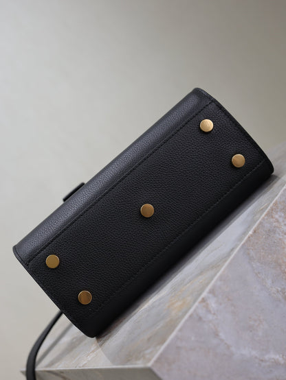YSL 25S SAC DE JOUR 22 IN BLACK SUPPLE GRAINED CALFSKIN GOLD HARDWRE
