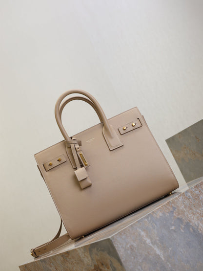 YSL 25S SAC DE JOUR GM 32 IN DARK BEIGE SUPPLE GRAINED CALFSKIN