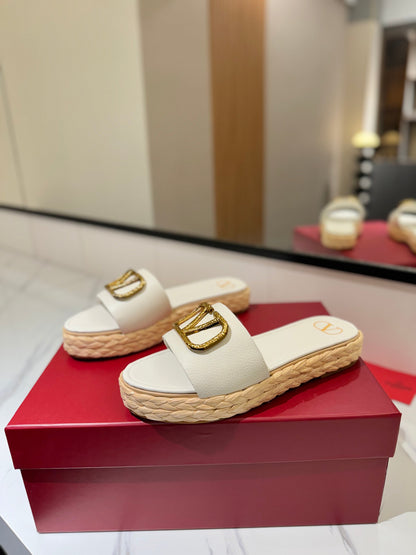 VLTN ESPADRILLE SLIDES 25S IN WHITE LAMBSKIN STYLE 3
