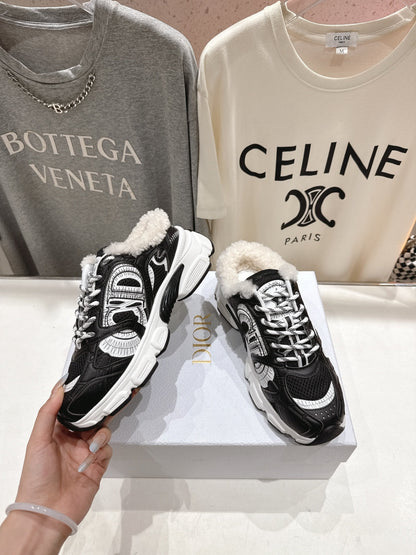 DIOR CHRONO SNEAKER 25S IN BLACK LAMBSKIN AND MESH FABRIC STYLE 4
