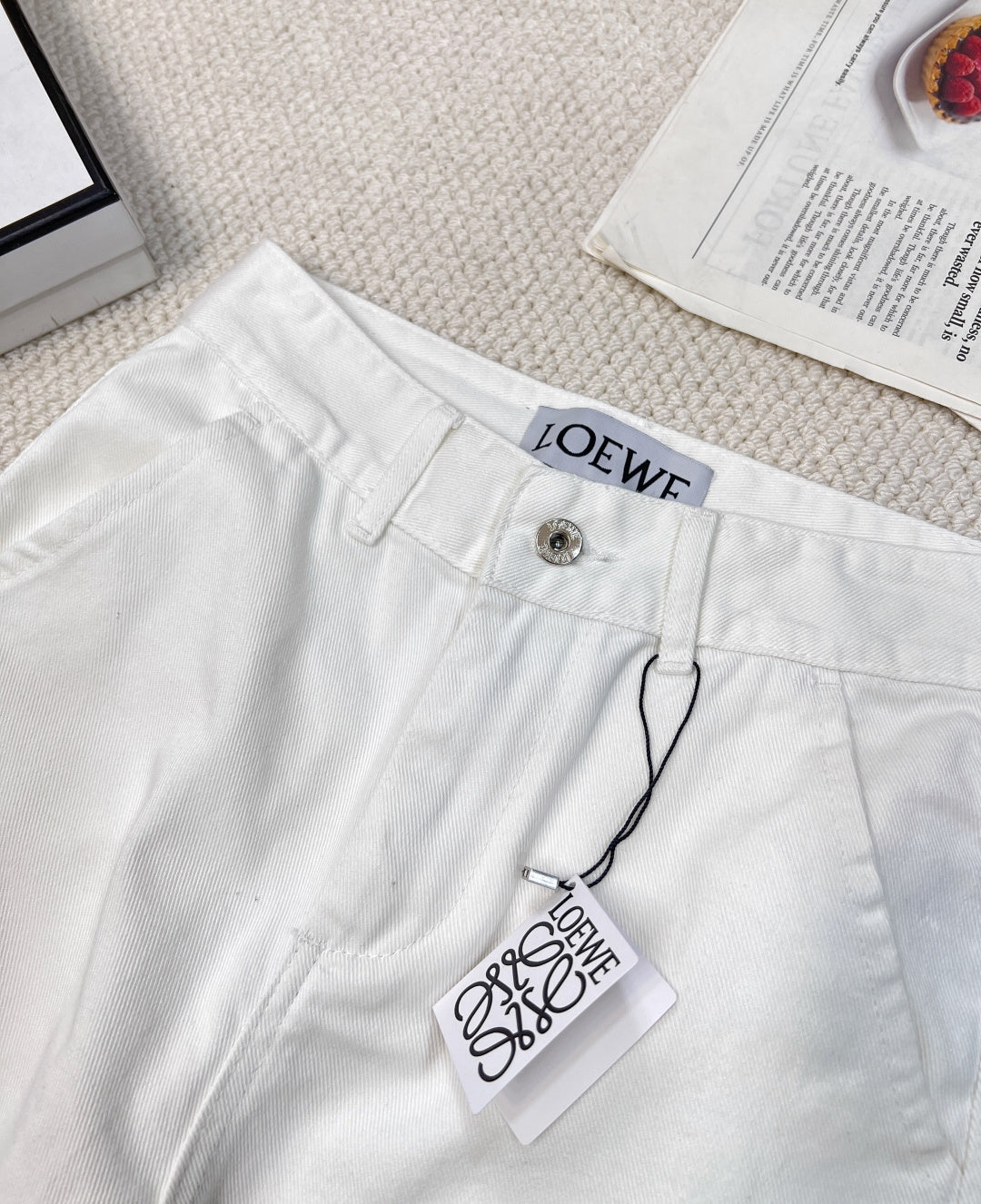 LOEWE JEANS STYLE 209