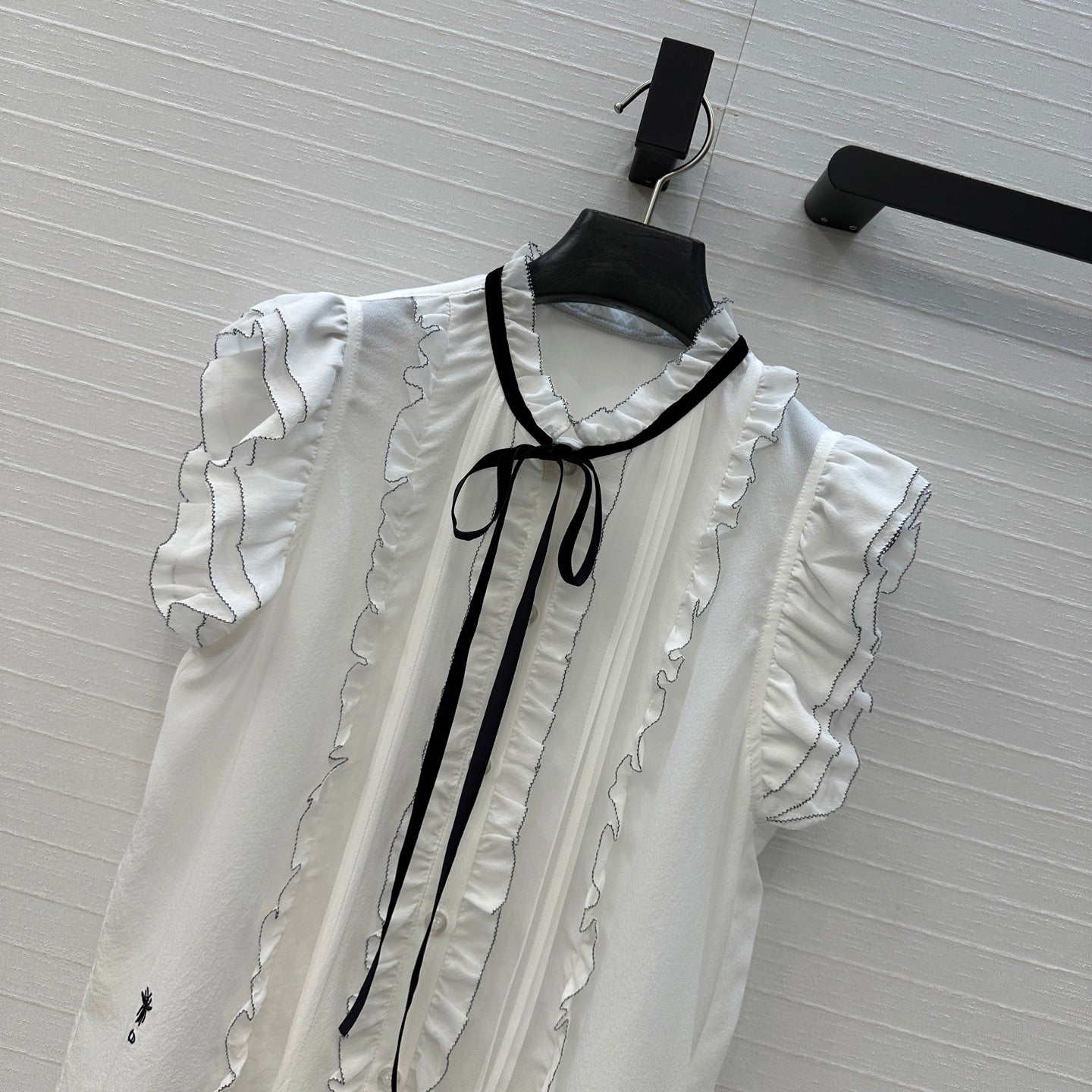 DIOR WHITE RUFFLED SHIRT 264378