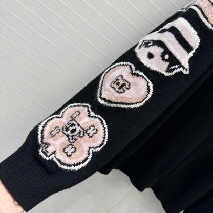 CHANEL KNITTED SWEATER STYLE 54
