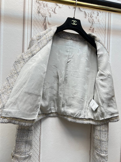 CHANEL 25S TWEED JACKET 420
