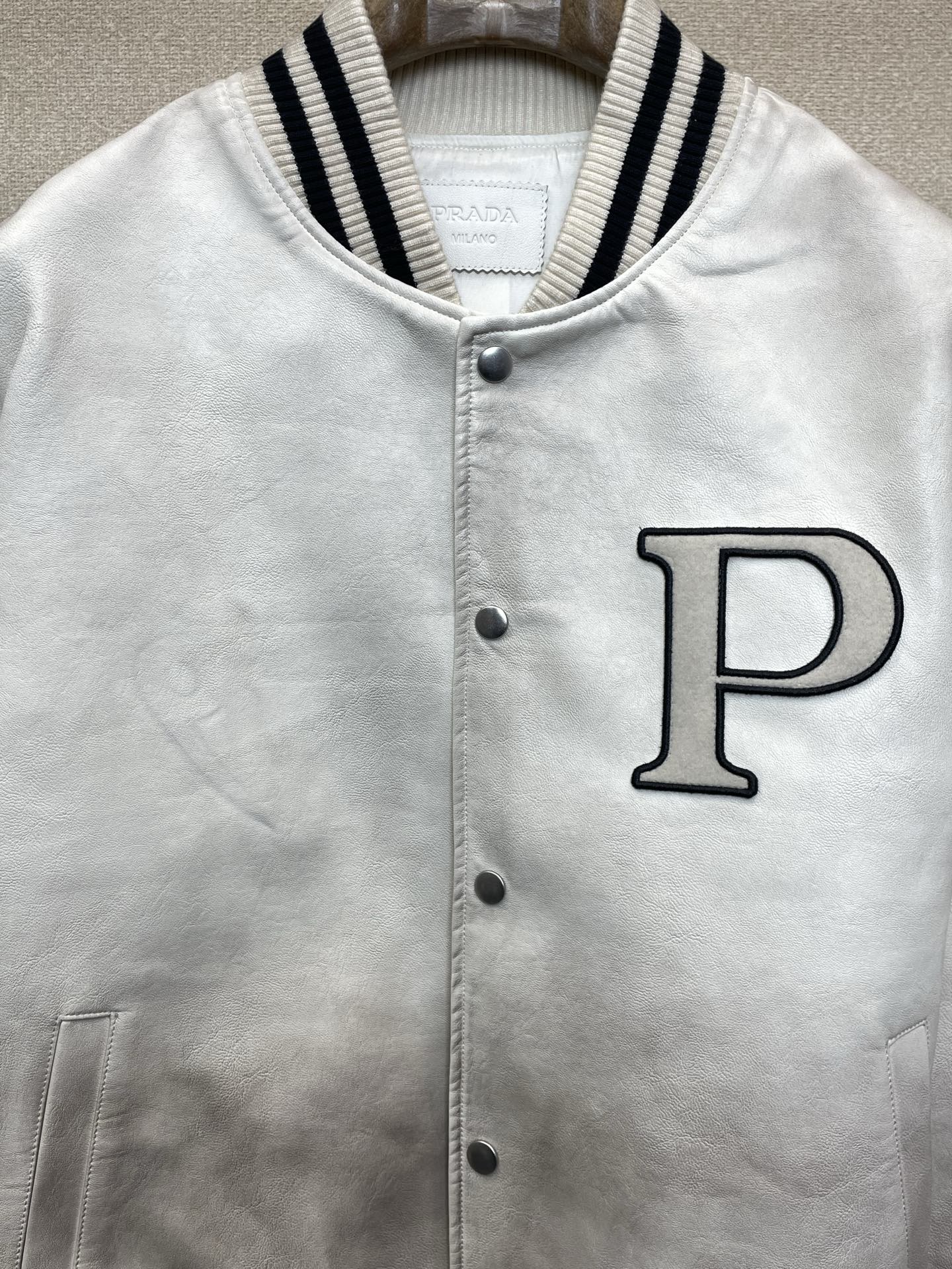 PRADA 25S LEATHER JACKET 418