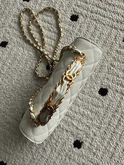 CHANEL 25S CLASSIC WALLET ON CHAIN 19 IN WHITE LAMBSKIN WITH GOLD HARDWARE