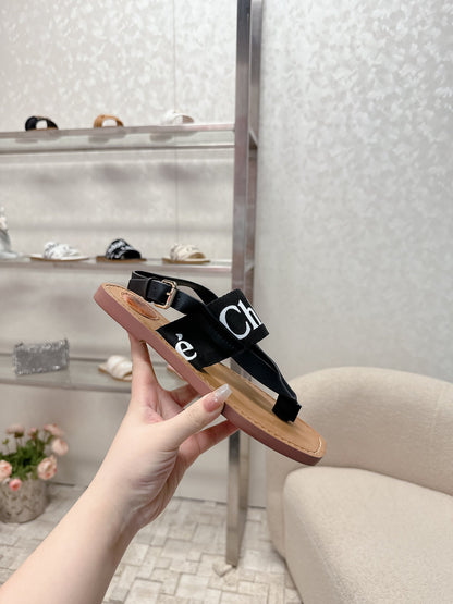 CHLOÉ THONG SANDALS IN BLACK CALFSKIN AND CANVAS