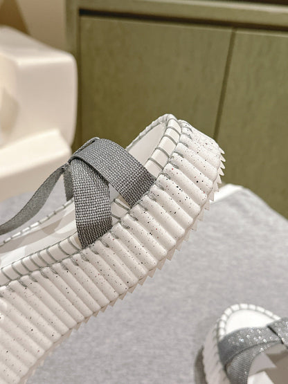 CHLOÉ 26S WEDGE SANDALS IN WHITE LAMBSKIN AND GREY CANVAS
