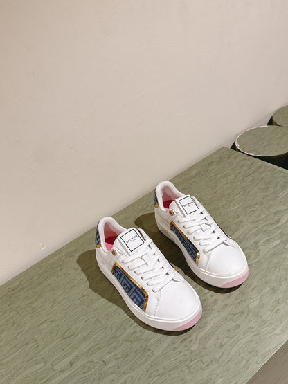 BALMAIN 26S SNEAKERS IN WHITE CALFSKIN AND BLUE CANVAS WITH LIGHT PINK SOLE