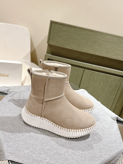 CHLOÉ 26S SHEARLING ANKLE BOOTS IN BEIGE SUEDE