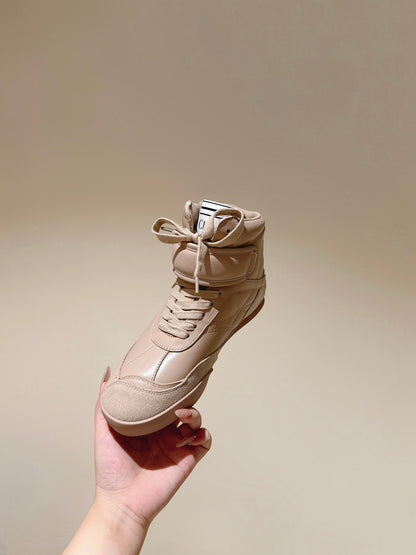 CHLOÉ 26S HIGH-TOP SNEAKERS IN BEIGE CALFSKIN