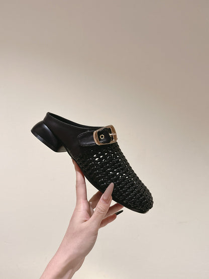 CHLOÉ 26S WOVEN MULES IN BLACK CALFSKIN