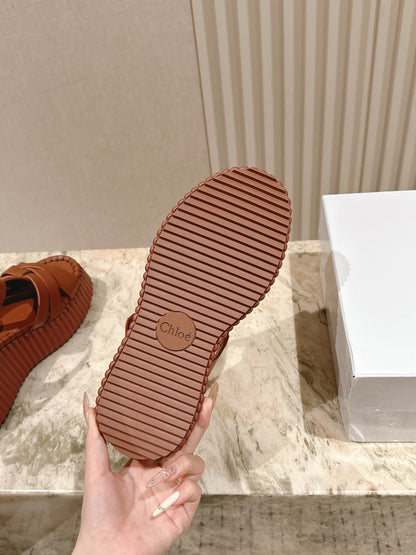 CHLOÉ 26S HIGH-HEELED SANDALS IN BROWN LAMBSKIN