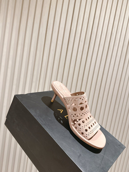 ALAIA HIGH HEEL CHUNKY TWO-STRAP 25S IN PINK BEIGE SUEDE