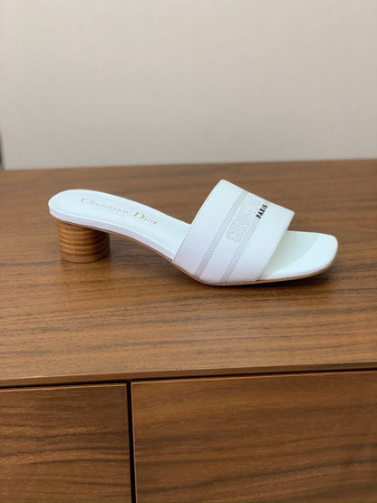 DIOR 25S HIGH-HEEL SANDALS 40 MM IN WHITE CALFSKIN