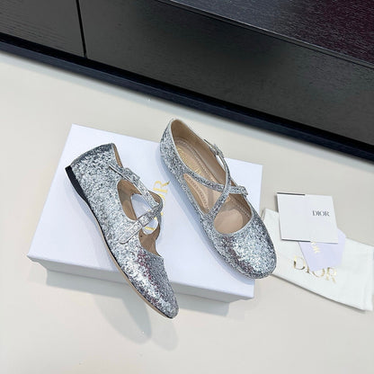 DIOR 26S BALLET FLAT IN SILVER LAMINATED LAMBSKIN AND GLITTER