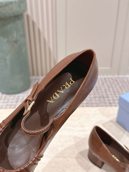 PRADA 26S MARY JANE 40MM IN CARAMEL BROWN CALFSKIN WITH LOGO