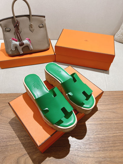 HM 25S HIGH WEDGE SANDALS IN GREEN LAMBSKIN STYLE 25