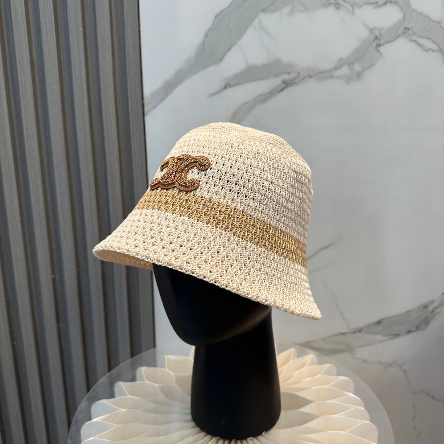 CELINE 26S KNIT BUCKET HAT STYLE 101
