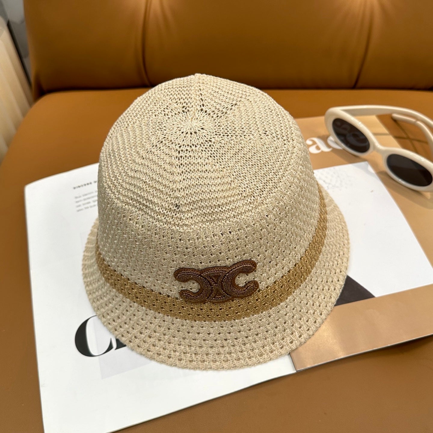 CELINE 26S KNIT BUCKET HAT STYLE 101