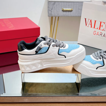 VALENTINO 25S GARAVANI ONE STUD XL PLATFORM SNEAKERS IN WHITE MIX BLUE LAMBSKIN STYLE 6
