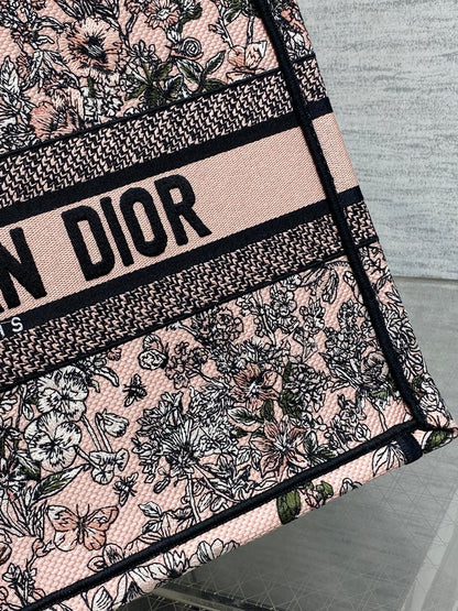 DIOR 25S LUCKY MEDIUM DIOR BOOK TOTE 36 IN PINK MULTICOLOR DIOR FLOWERS CALENDAR ALLOVER EMBROIDERY