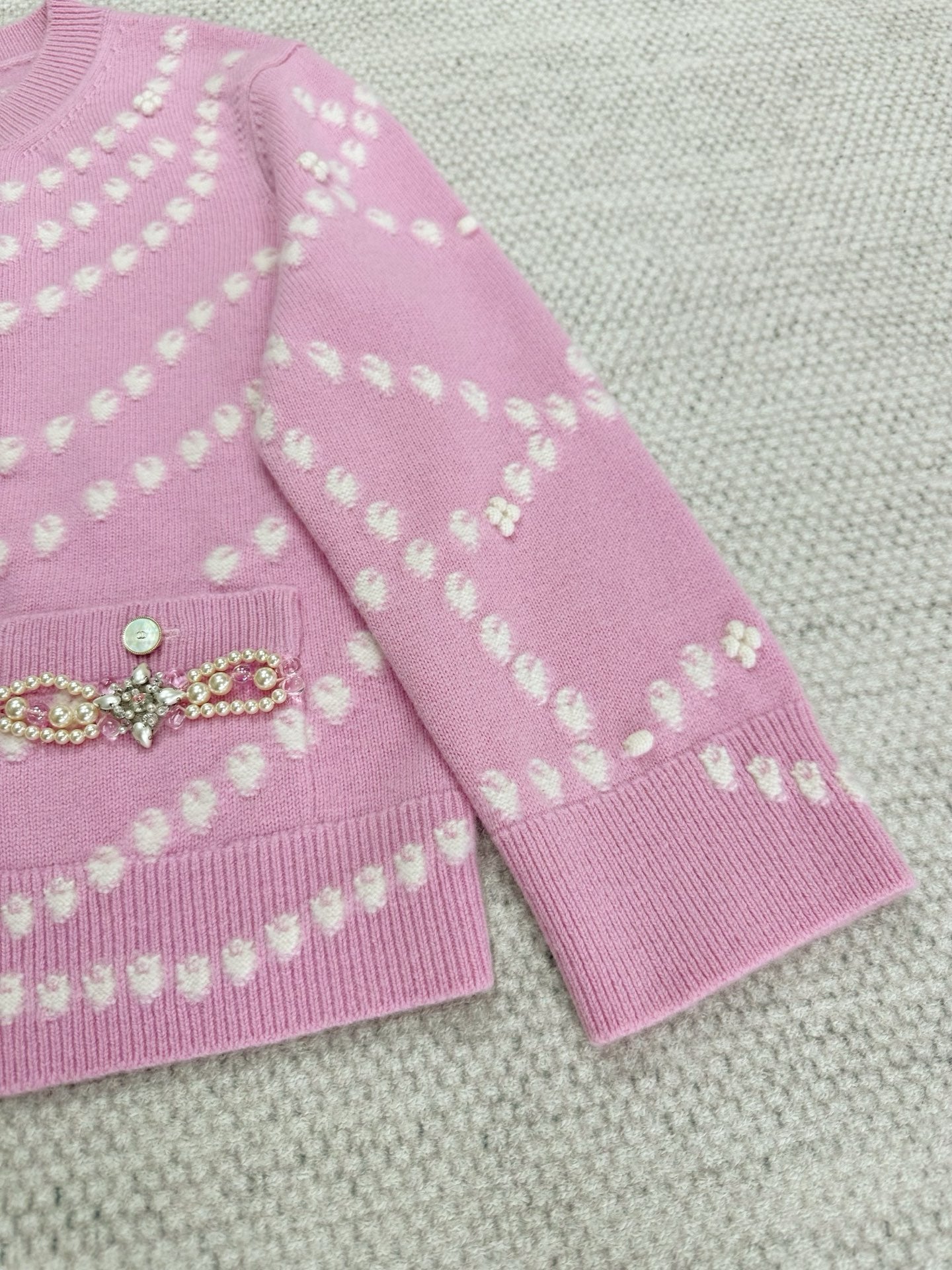 CHANEL CARDIGAN STYLE 102