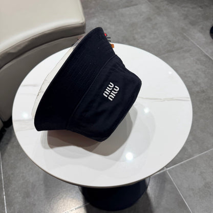 MIUMIU BUCKET HAT STYLE 82