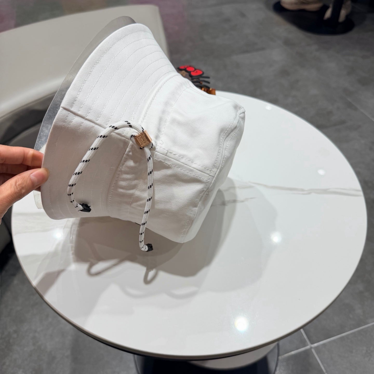 MIUMIU BUCKET HAT STYLE 84