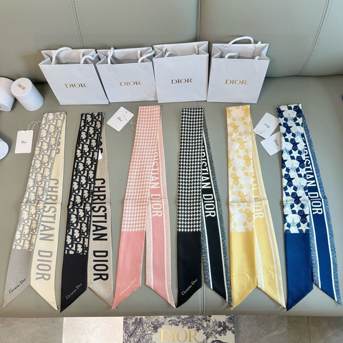 DIOR TWILLY 100 CM IN SILK 714359